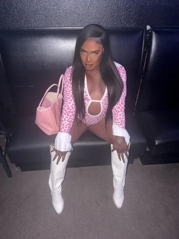 Jennifer , 28  female escort, Waco