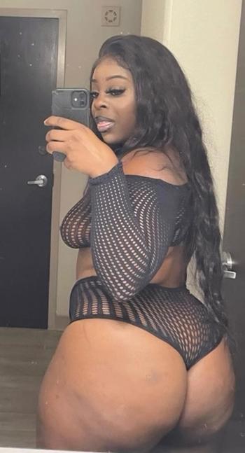 Starr, 21  female escort, Waco